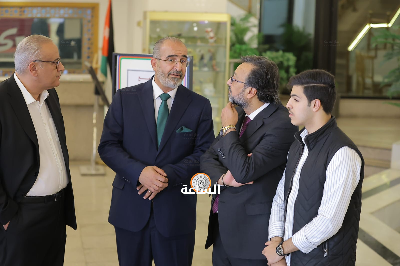 Madar Al-Saa Images 0.7107922188012985