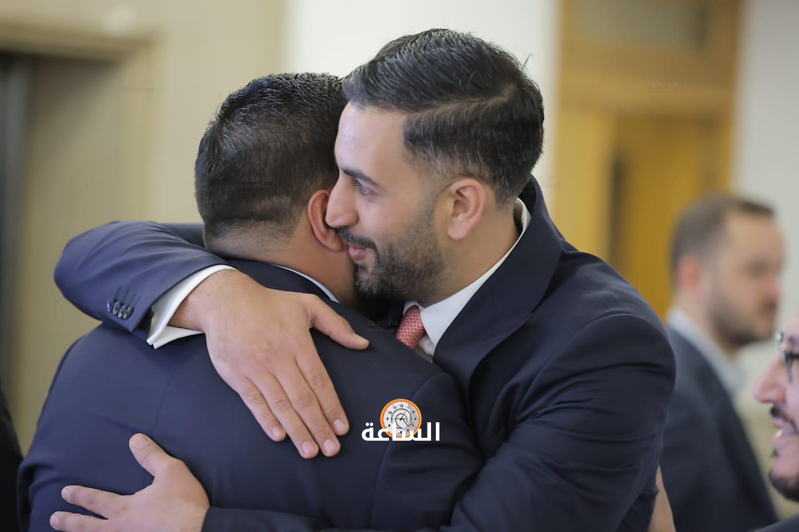 Madar Al-Saa Images 0.25487005525291684