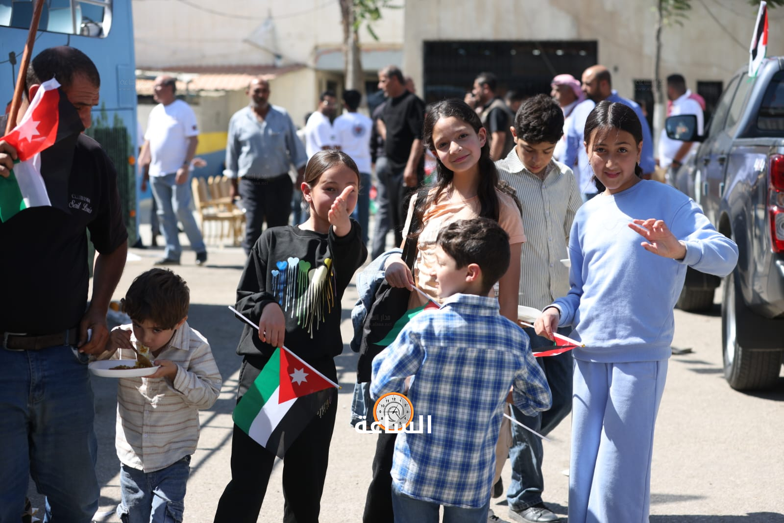 Madar Al-Saa Images 0.8047120957365641