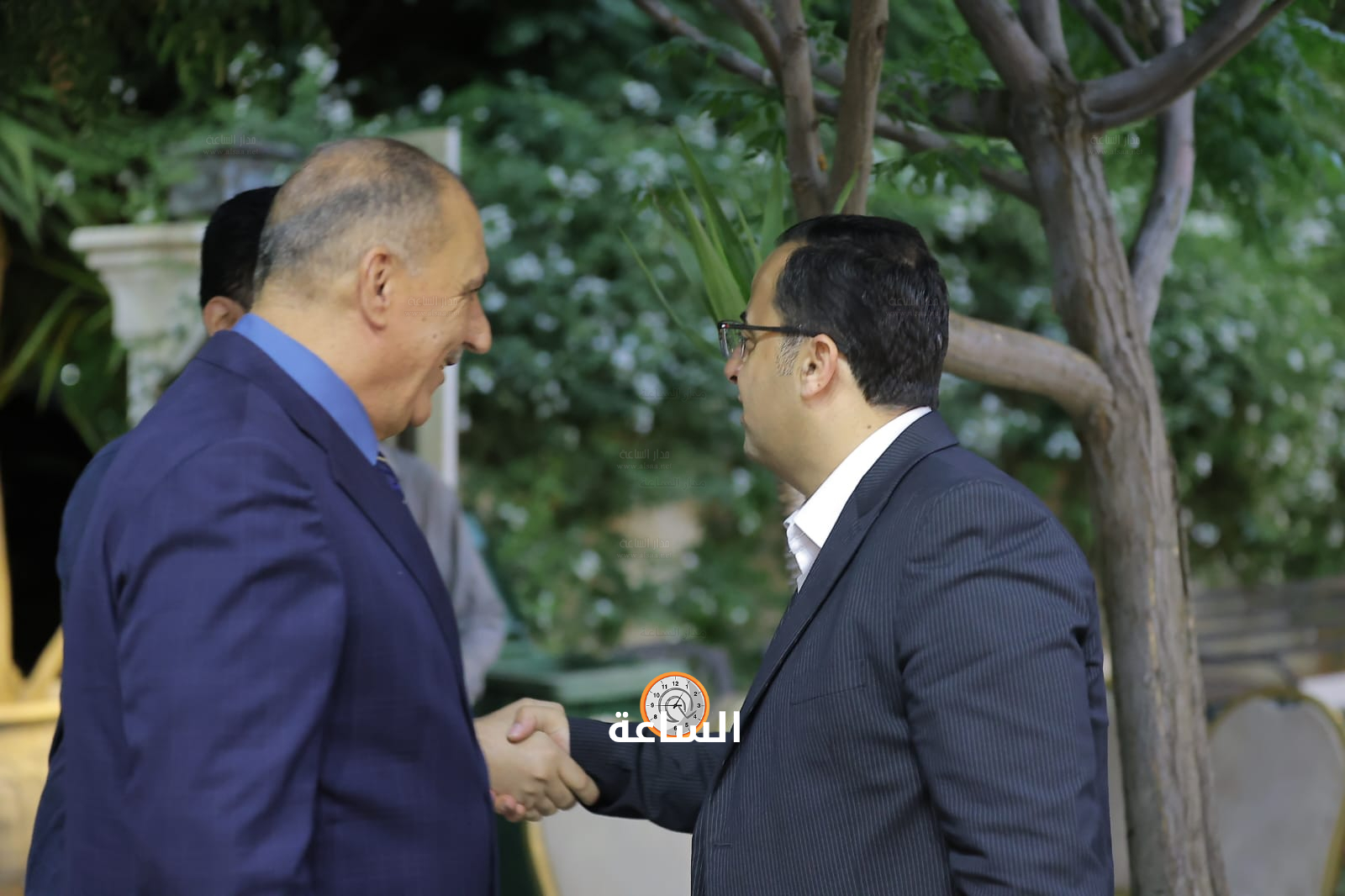Madar Al-Saa Images 0.3952129769289038