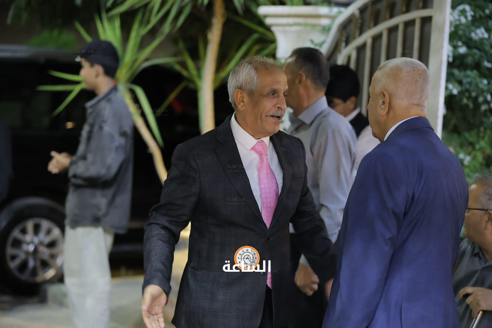 Madar Al-Saa Images 0.46132239305455847