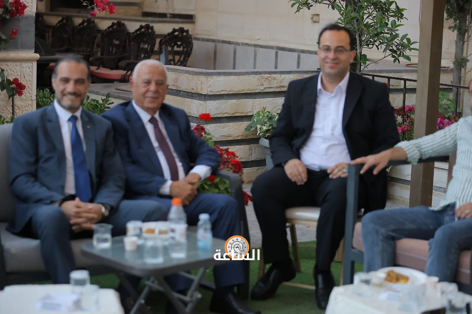 Madar Al-Saa Images 0.12454892044276311