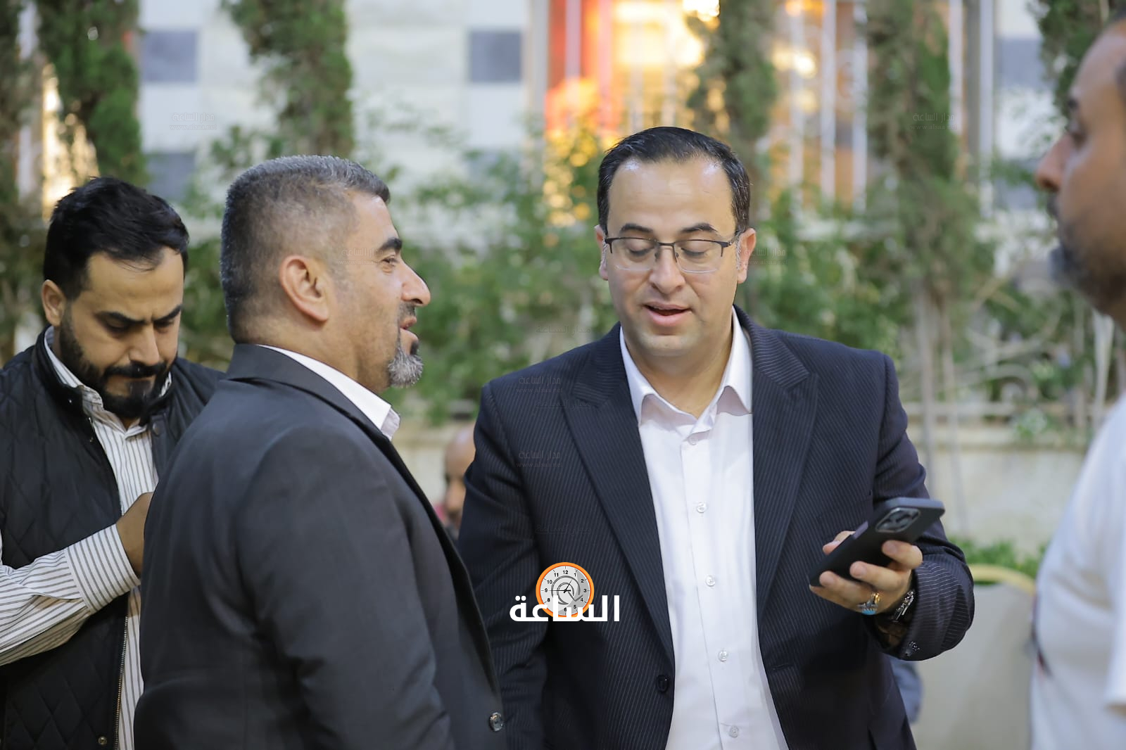 Madar Al-Saa Images 0.3737100198309995