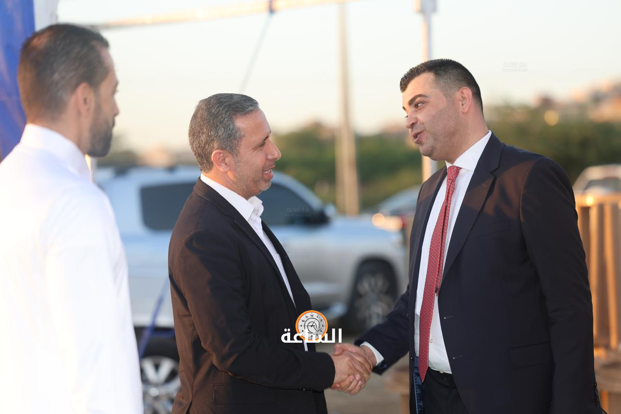 Madar Al-Saa Images 0.17848720846978083