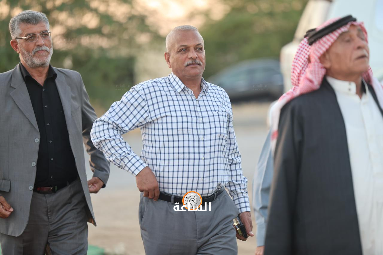Madar Al-Saa Images 0.35351356823246716