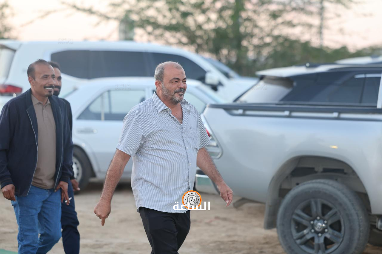 Madar Al-Saa Images 0.18249255233678785