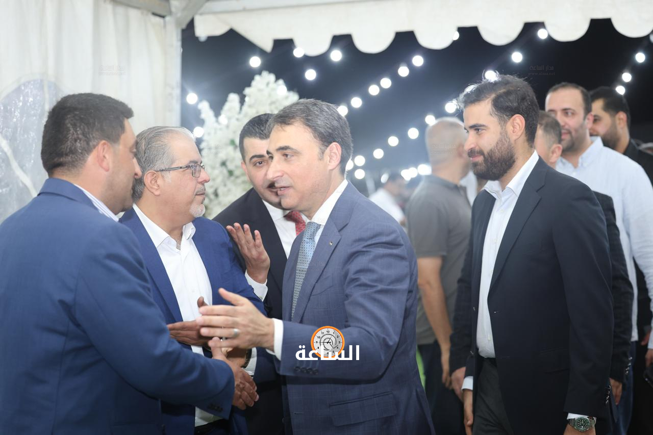 Madar Al-Saa Images 0.41068152661754986