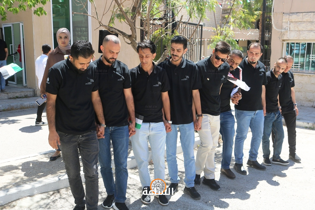 Madar Al-Saa Images 0.8871224706454206