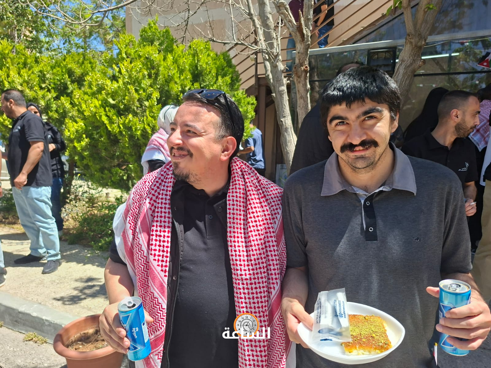 Madar Al-Saa Images 0.9834501419526157