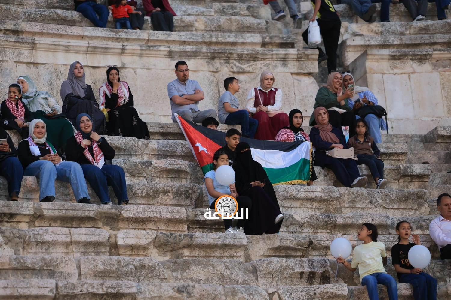 Madar Al-Saa Images 0.9567842613552385