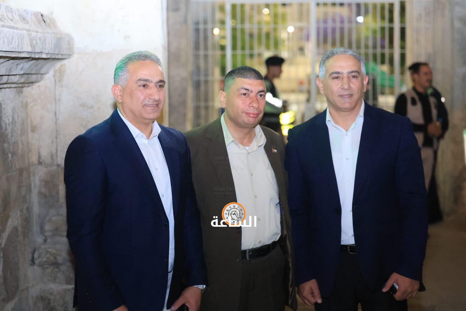 Madar Al-Saa Images 0.7260137136589052