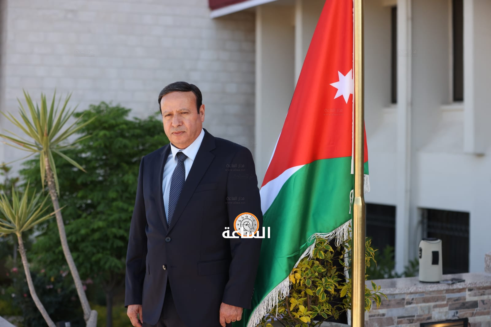 Madar Al-Saa Images 0.8382742178084437