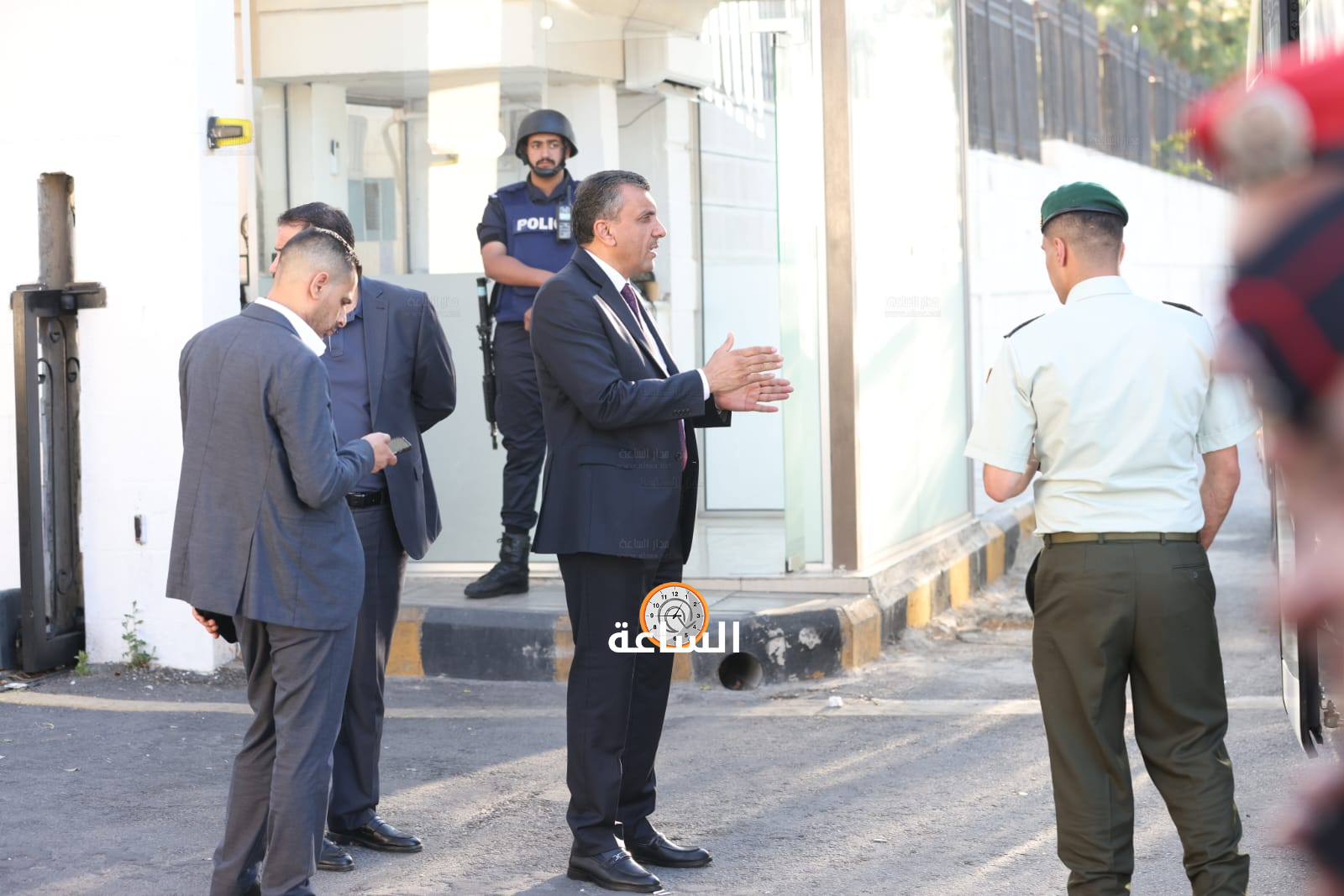 Madar Al-Saa Images 0.4207944872683038