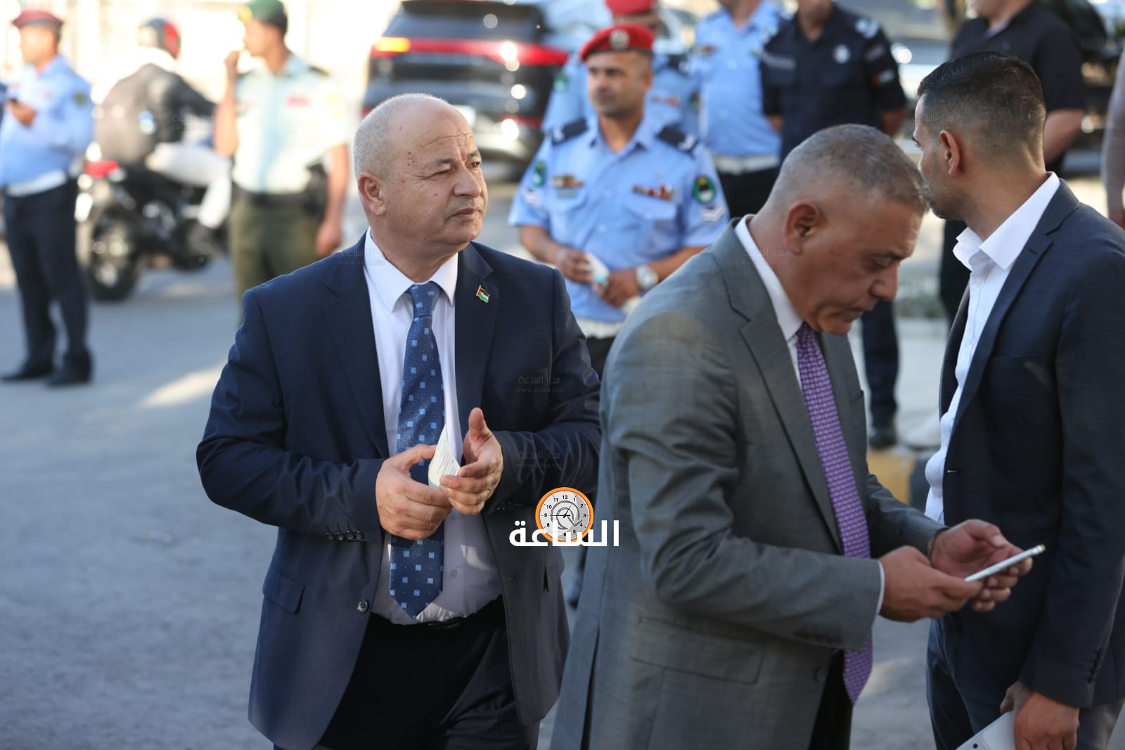 Madar Al-Saa Images 0.09931573100399949