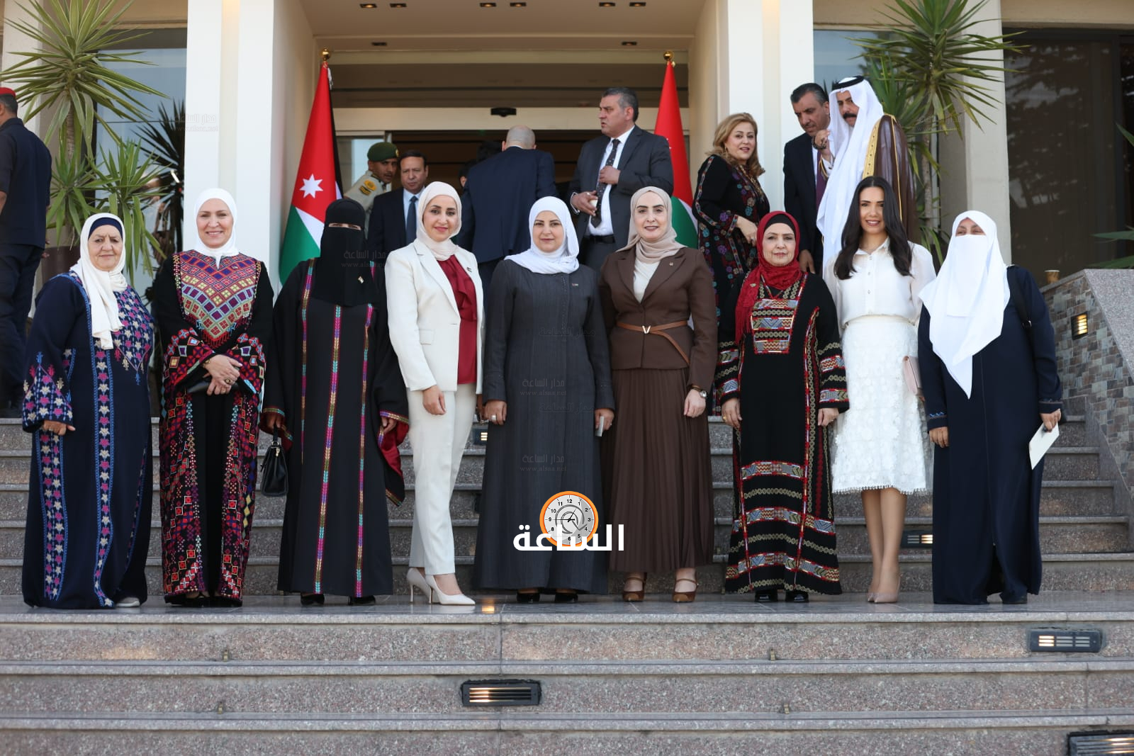 Madar Al-Saa Images 0.020617422595811008