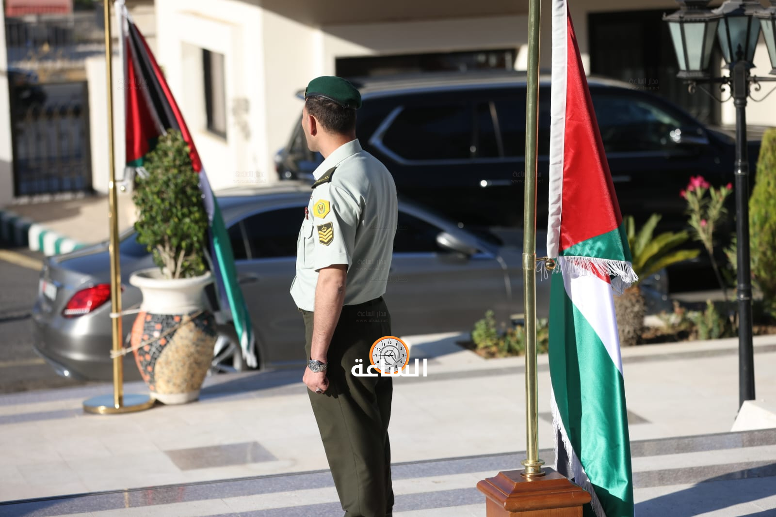 Madar Al-Saa Images 0.3823155338093317