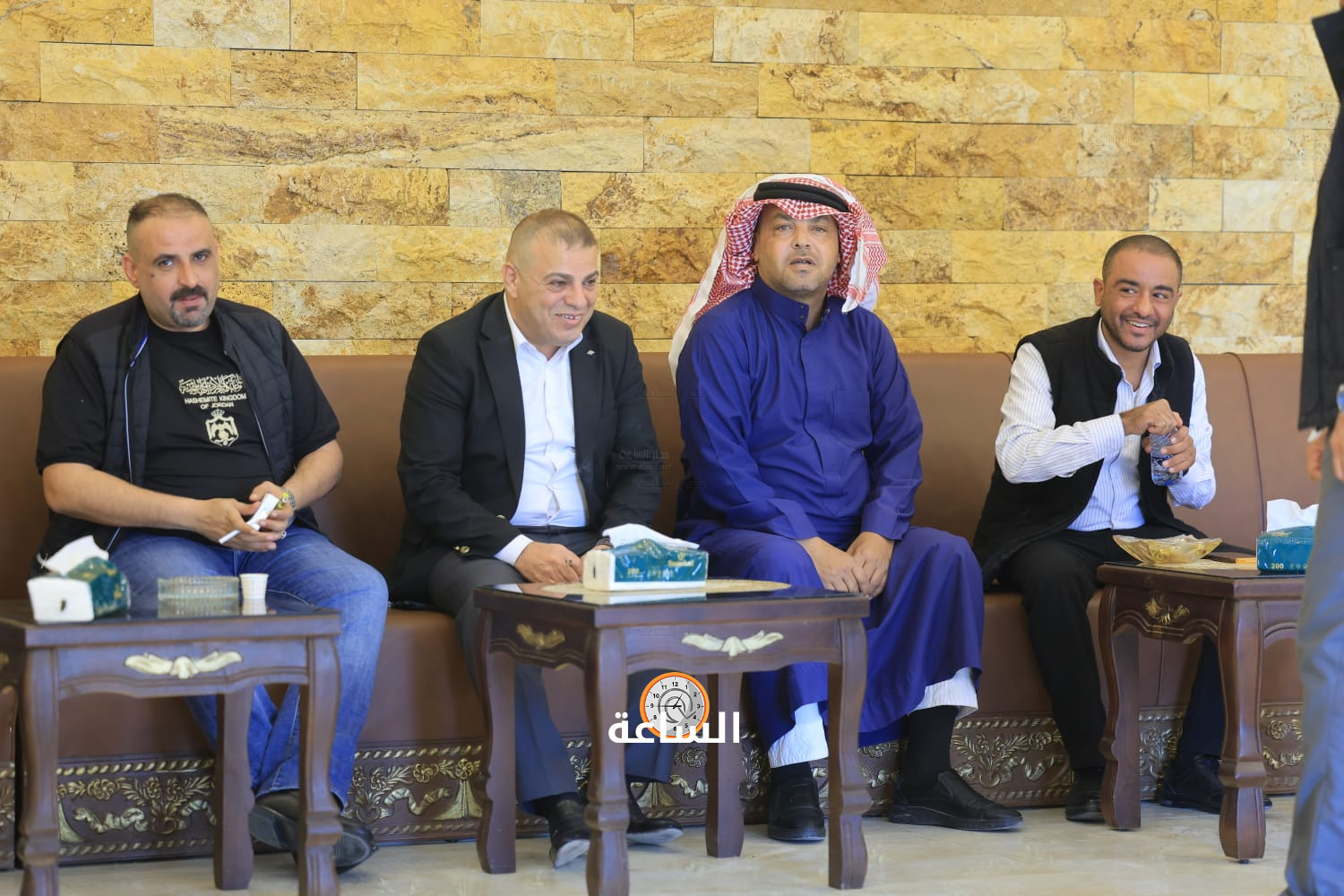 Madar Al-Saa Images 0.40702002104880297