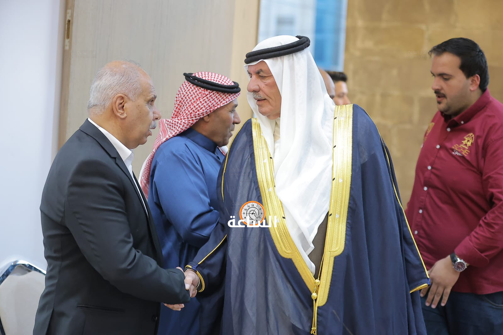 Madar Al-Saa Images 0.4151060160922515