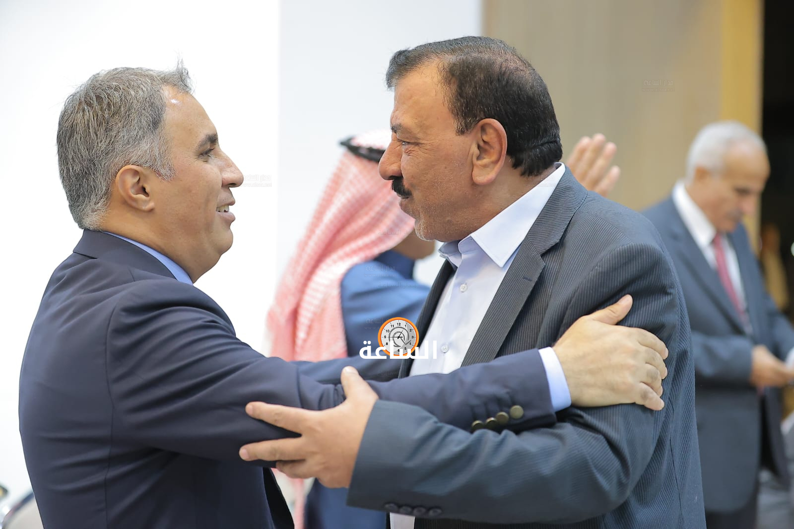 Madar Al-Saa Images 0.25243148581736674
