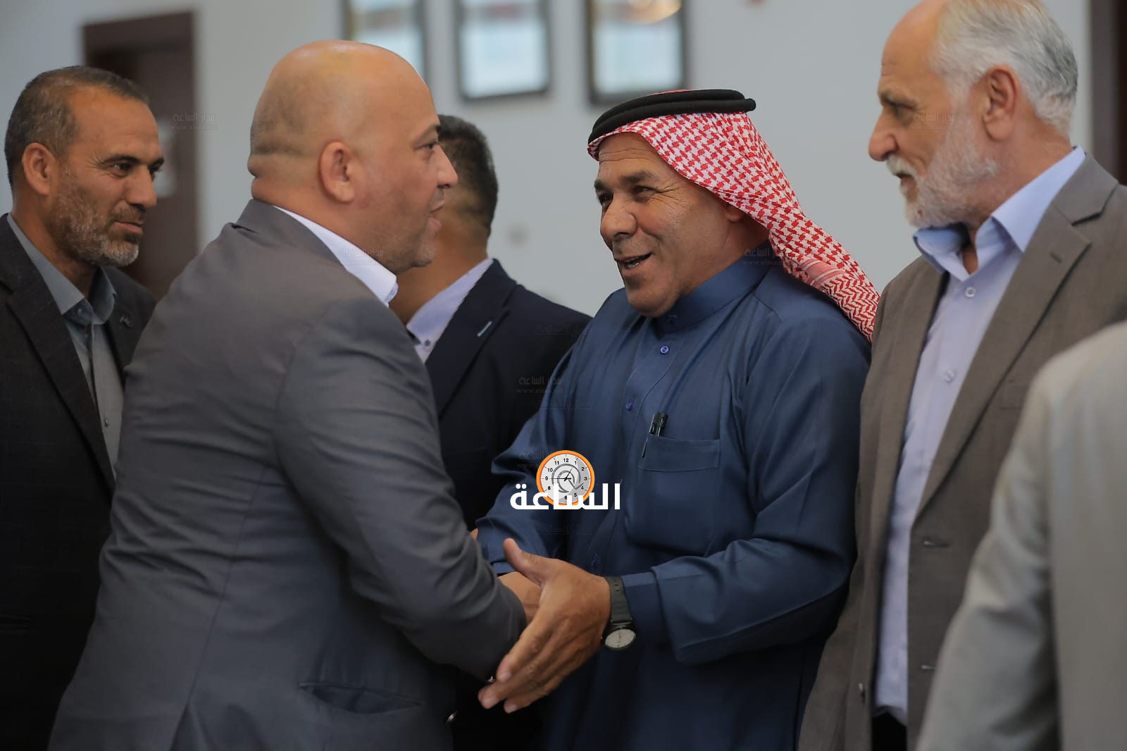 Madar Al-Saa Images 0.9154171746987249