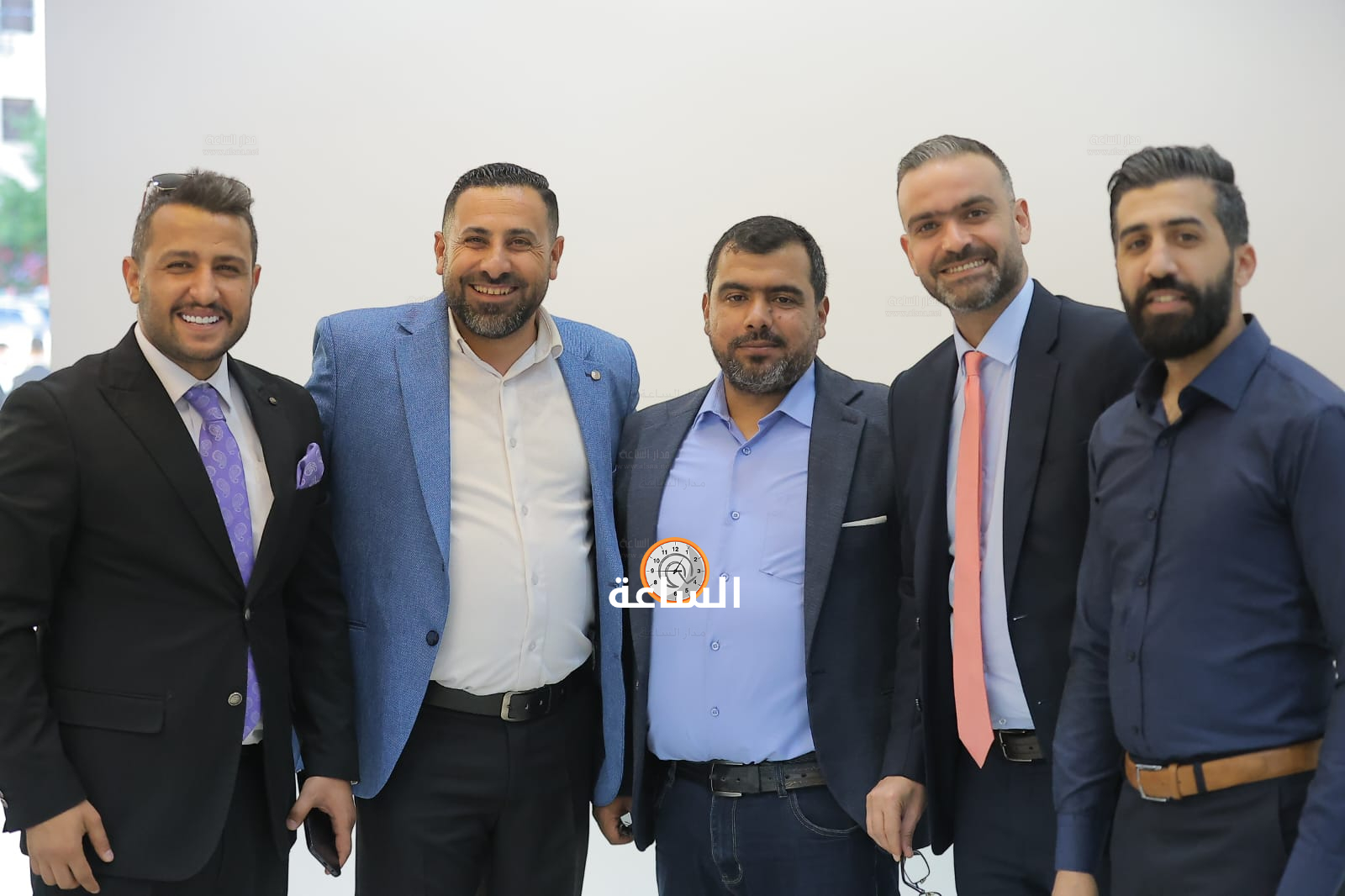 Madar Al-Saa Images 0.9948852432954557