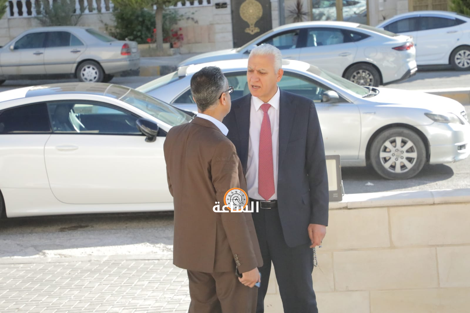Madar Al-Saa Images 0.08344324262280178