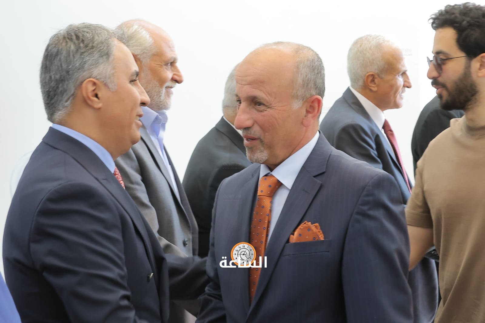 Madar Al-Saa Images 0.28383938318939317