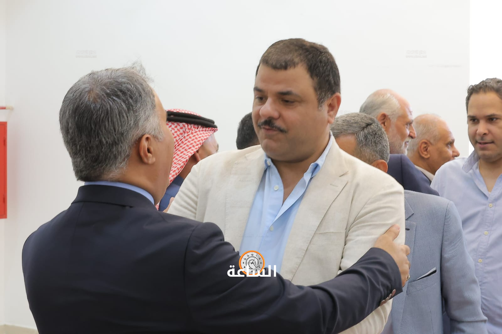Madar Al-Saa Images 0.4253761043646098