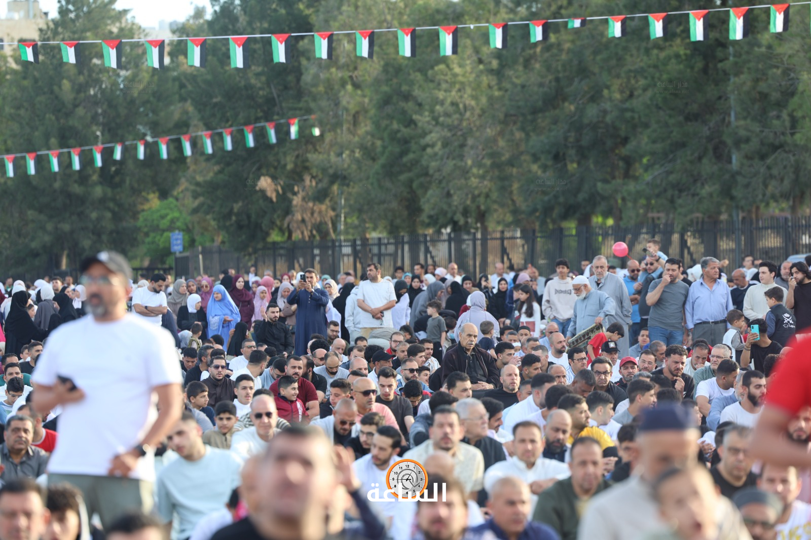Madar Al-Saa Images 0.32534950540227026