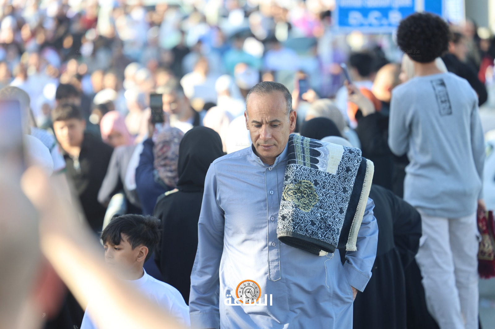 Madar Al-Saa Images 0.8458509087500212