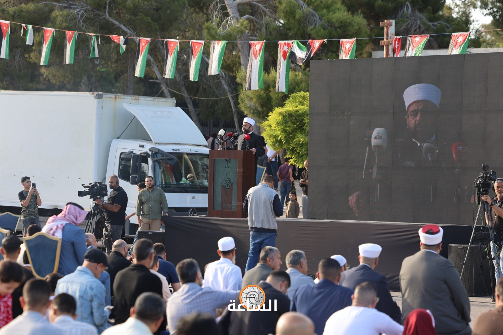 Madar Al-Saa Images 0.49847406893041835