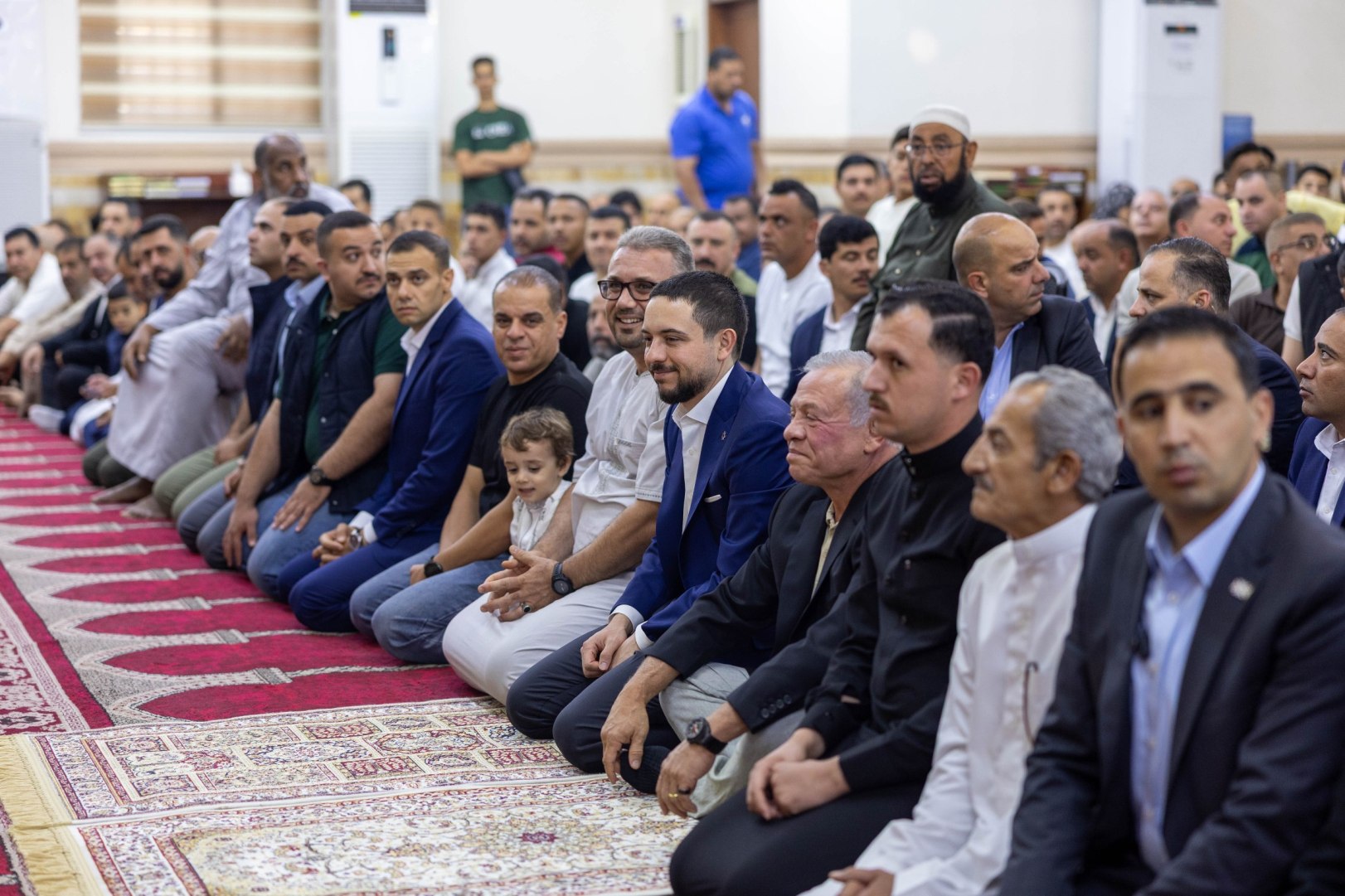 Madar Al-Saa Images 0.2972522980829809