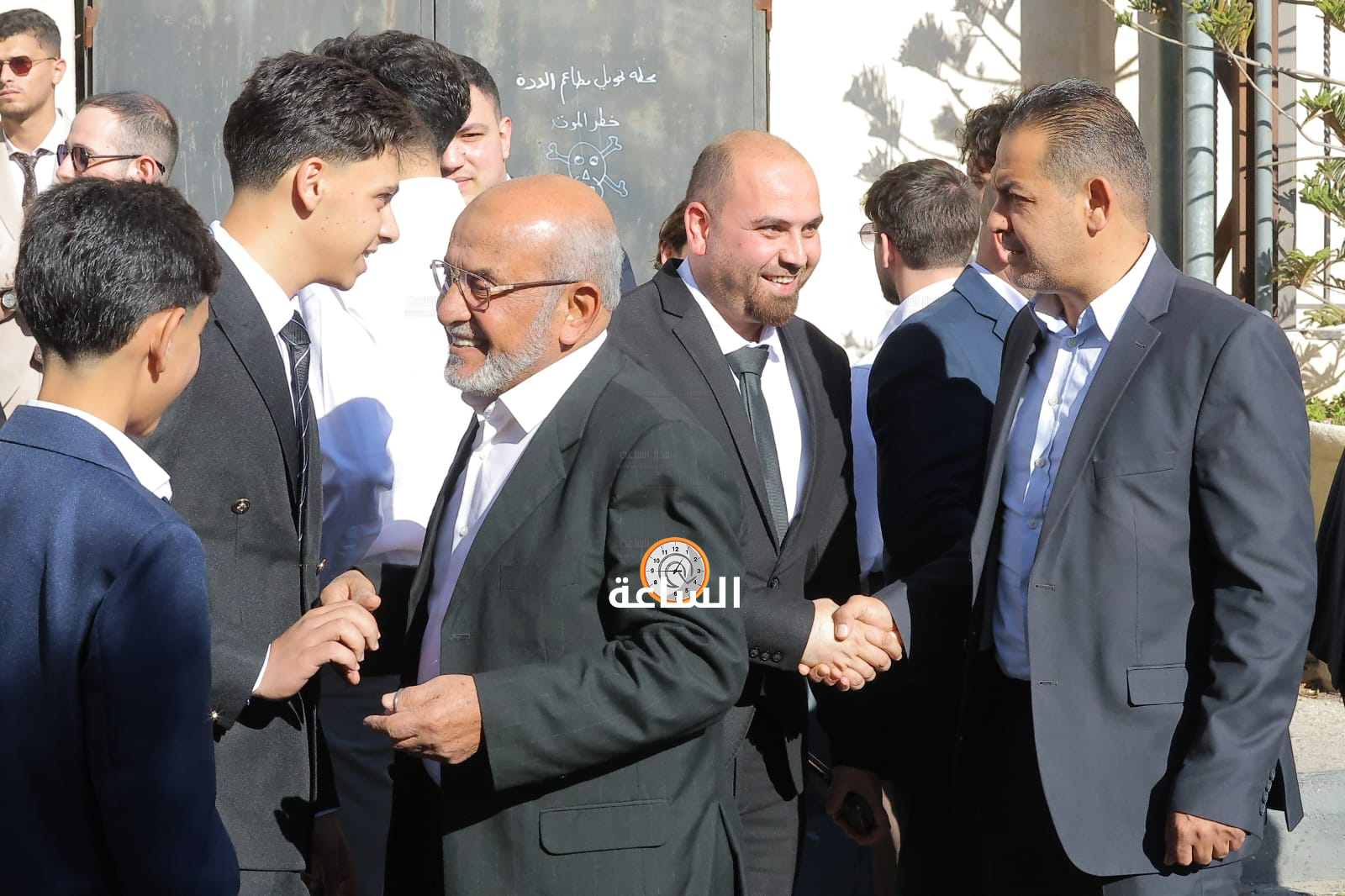 Madar Al-Saa Images 0.5859770478625532
