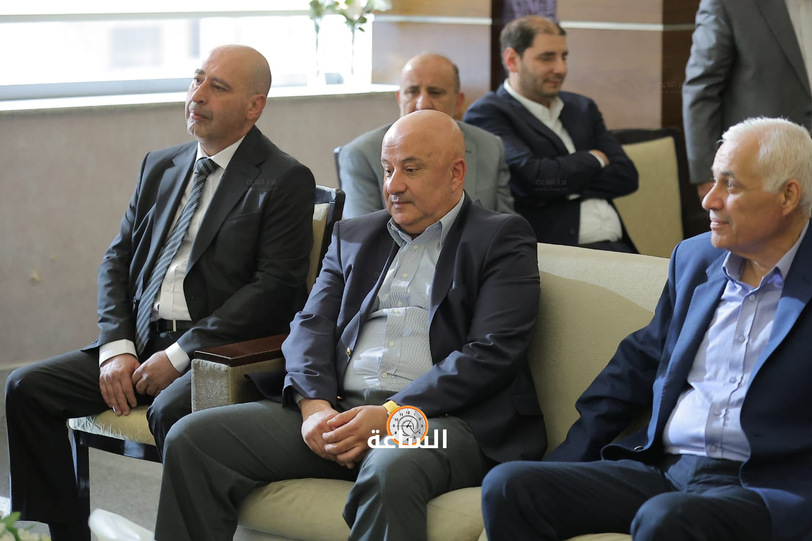 Madar Al-Saa Images 0.707003067188721