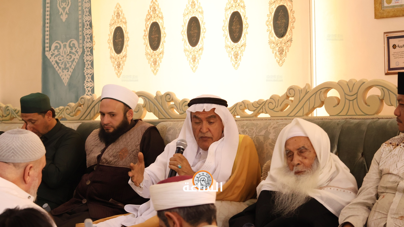 Madar Al-Saa Images 0.4834618000404276