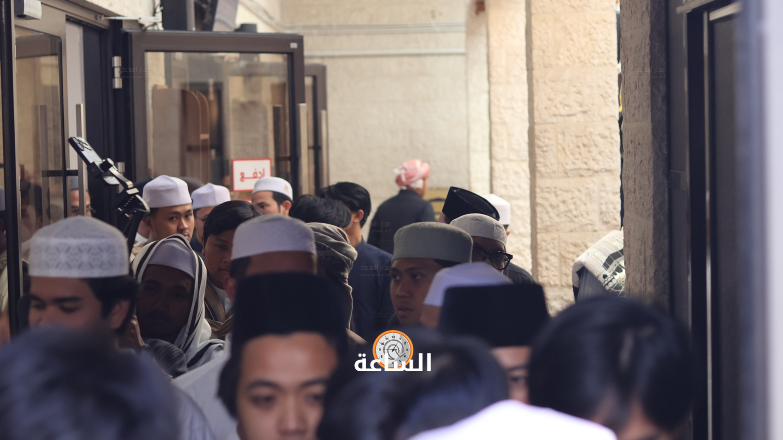Madar Al-Saa Images 0.9806209956579507