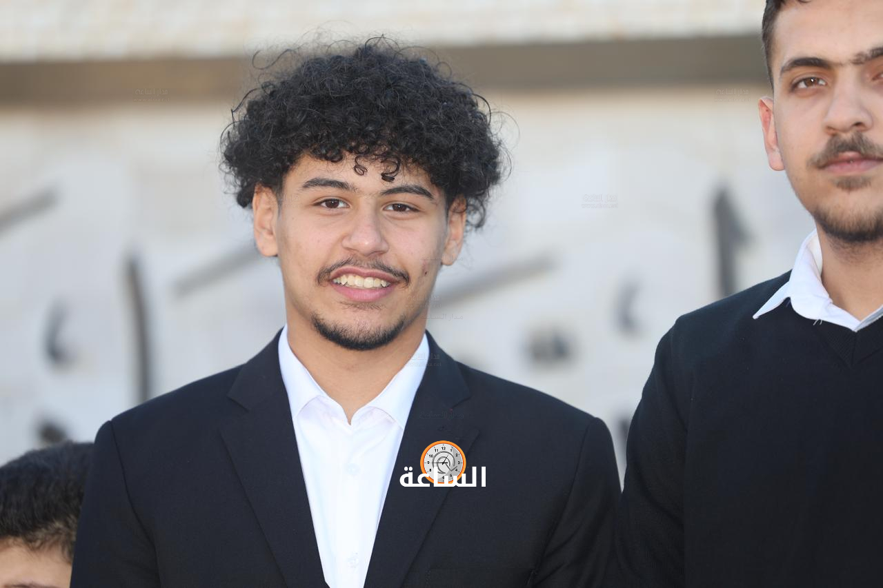Madar Al-Saa Images 0.4840736811556863