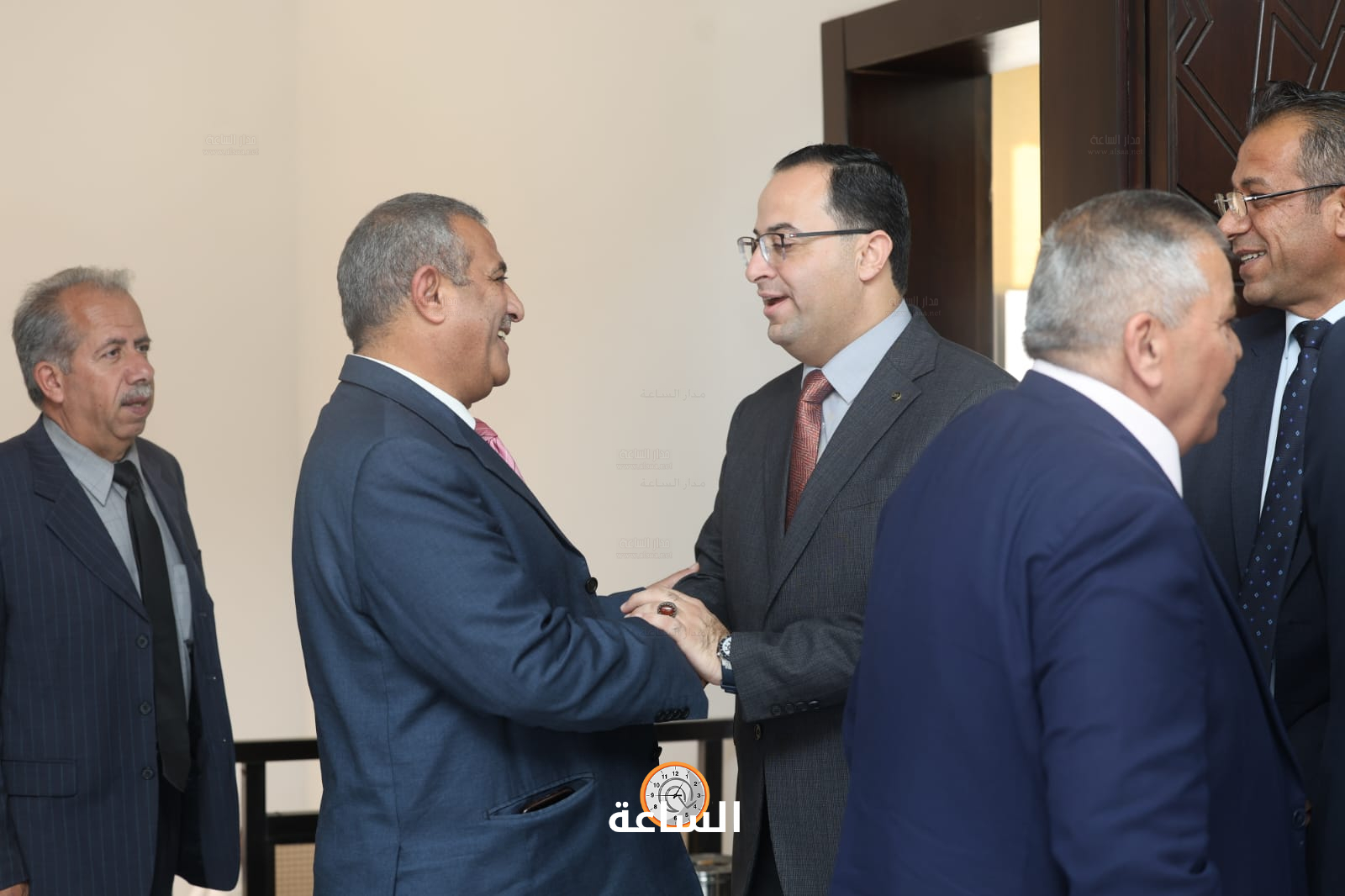 Madar Al-Saa Images 0.5551563320421039