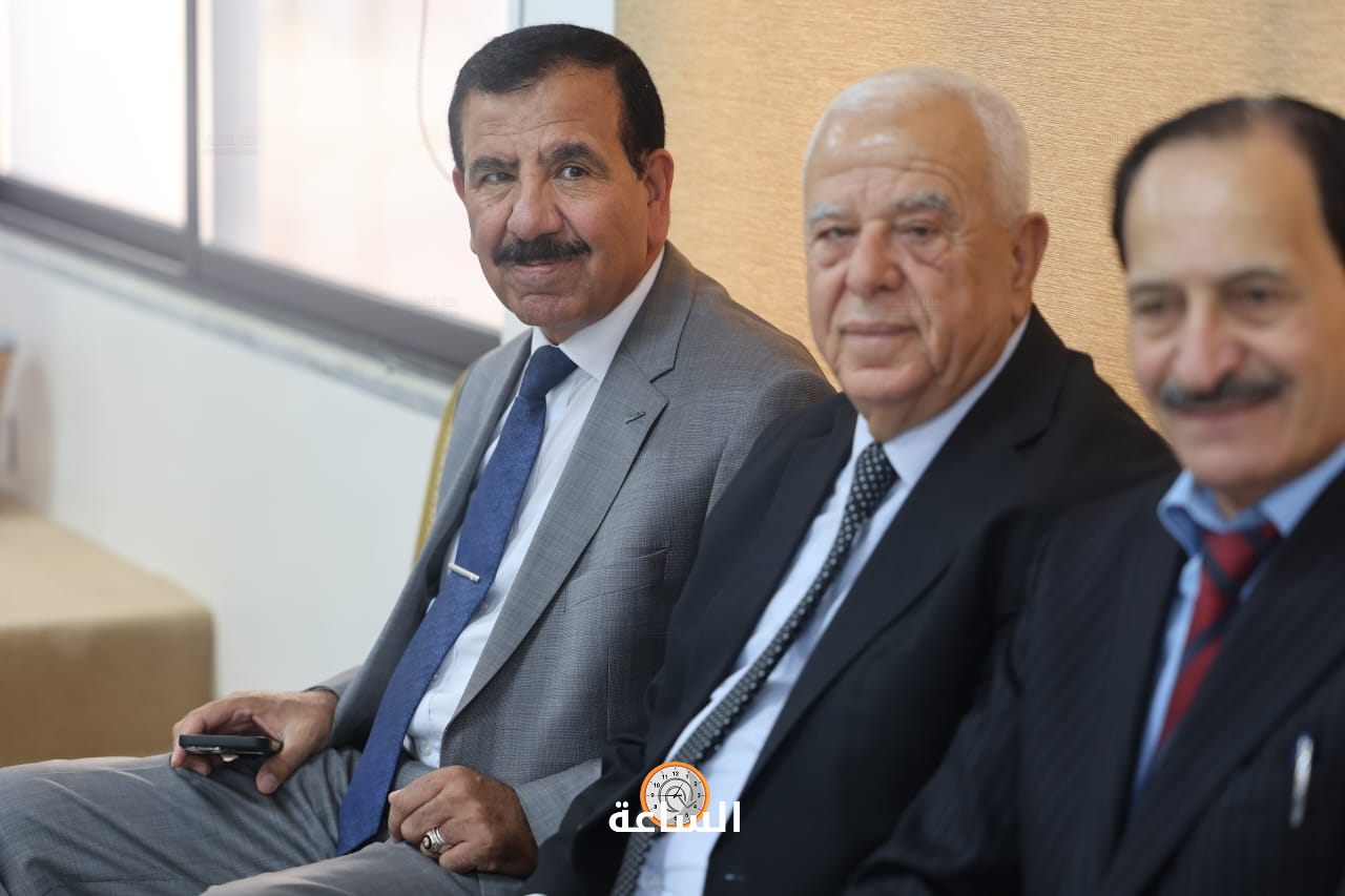 Madar Al-Saa Images 0.024450845157121925