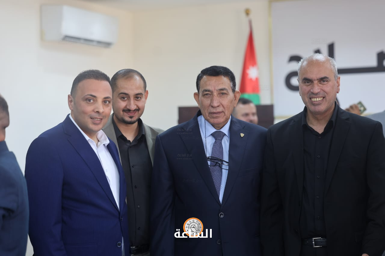 Madar Al-Saa Images 0.4701772329401742