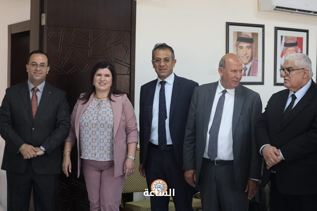 Madar Al-Saa Images 0.44542925346097606