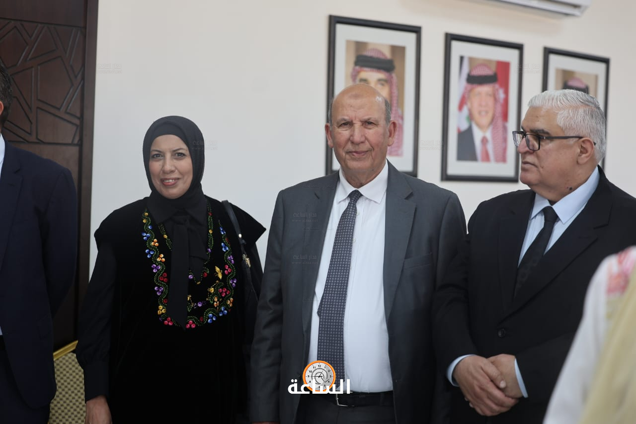 Madar Al-Saa Images 0.49665221103473556