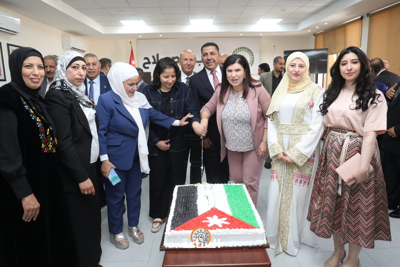 Madar Al-Saa Images 0.6937629902810241