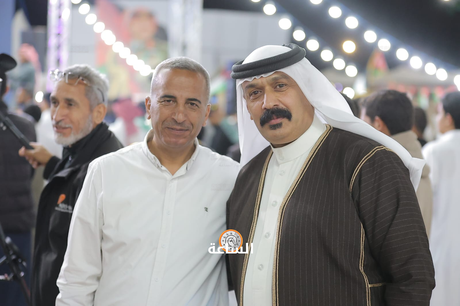 Madar Al-Saa Images 0.011366419909934145