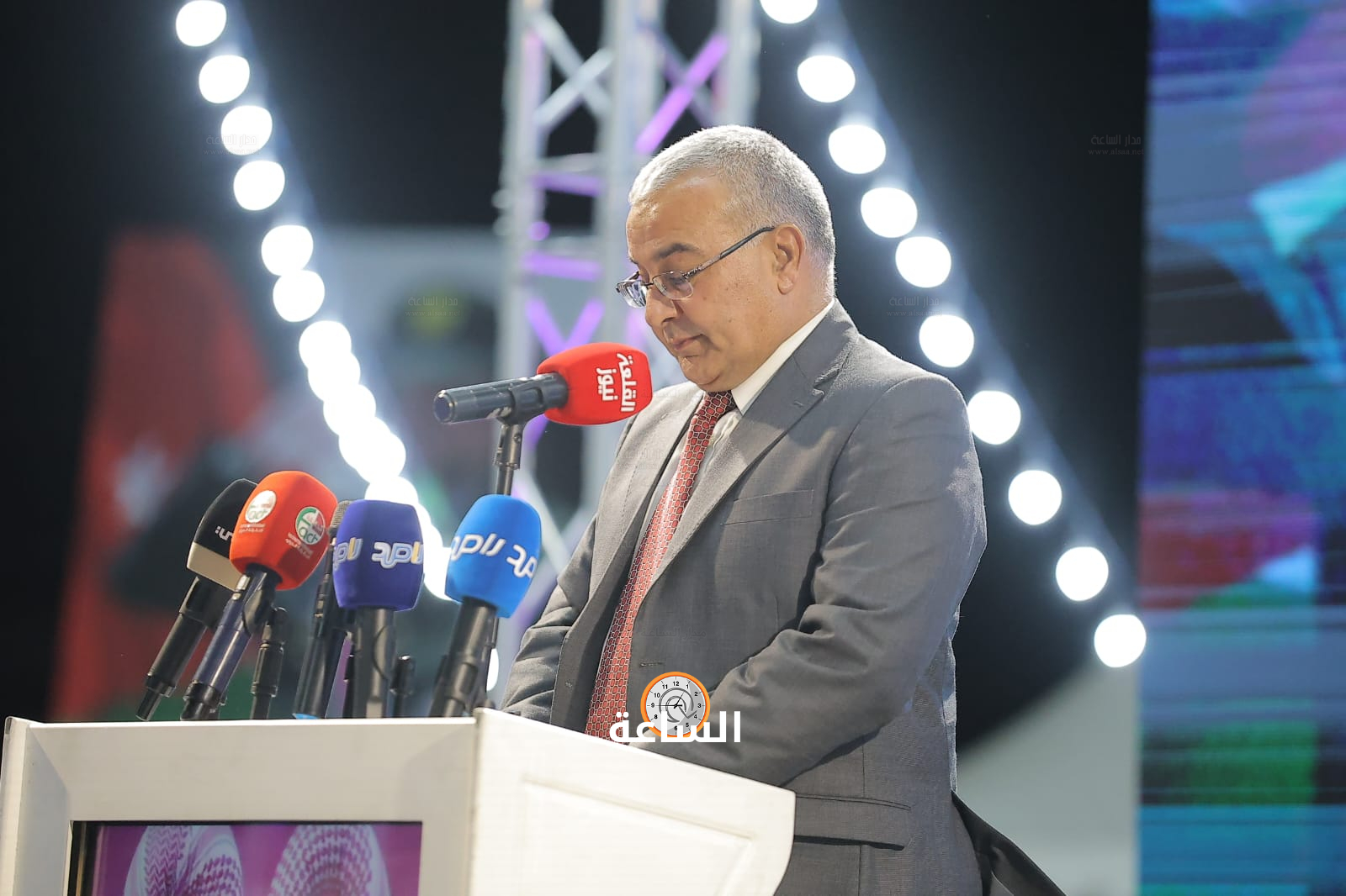Madar Al-Saa Images 0.15375808583418493