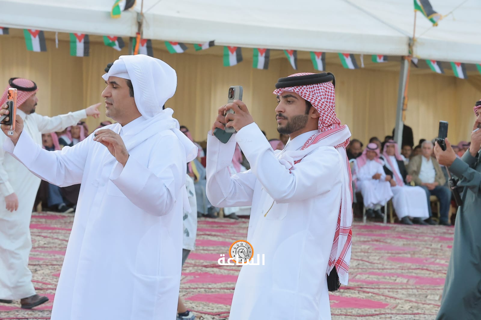 Madar Al-Saa Images 0.21859390782293409