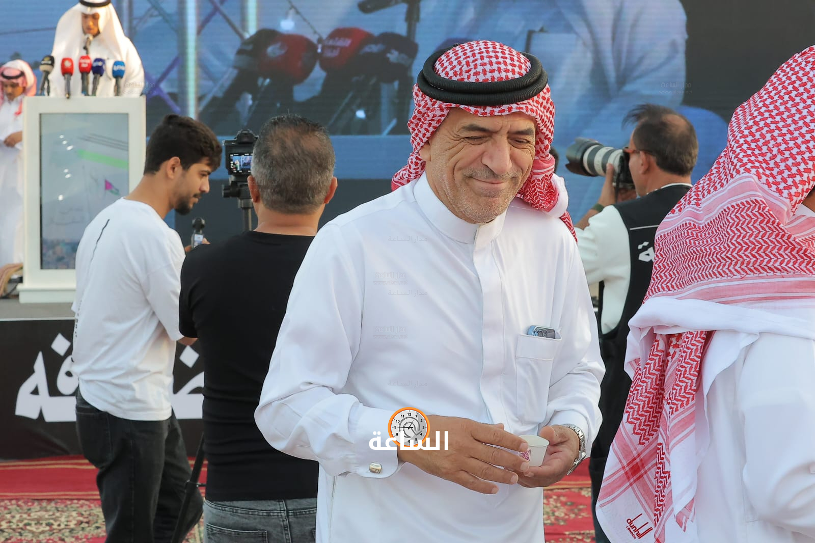 Madar Al-Saa Images 0.10637532789268878
