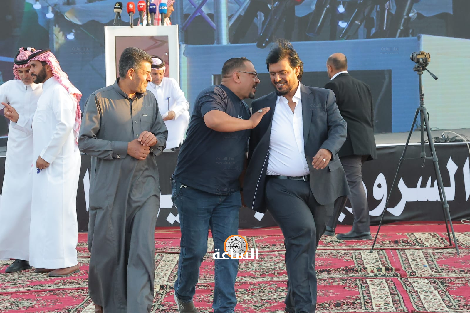 Madar Al-Saa Images 0.258258358489561