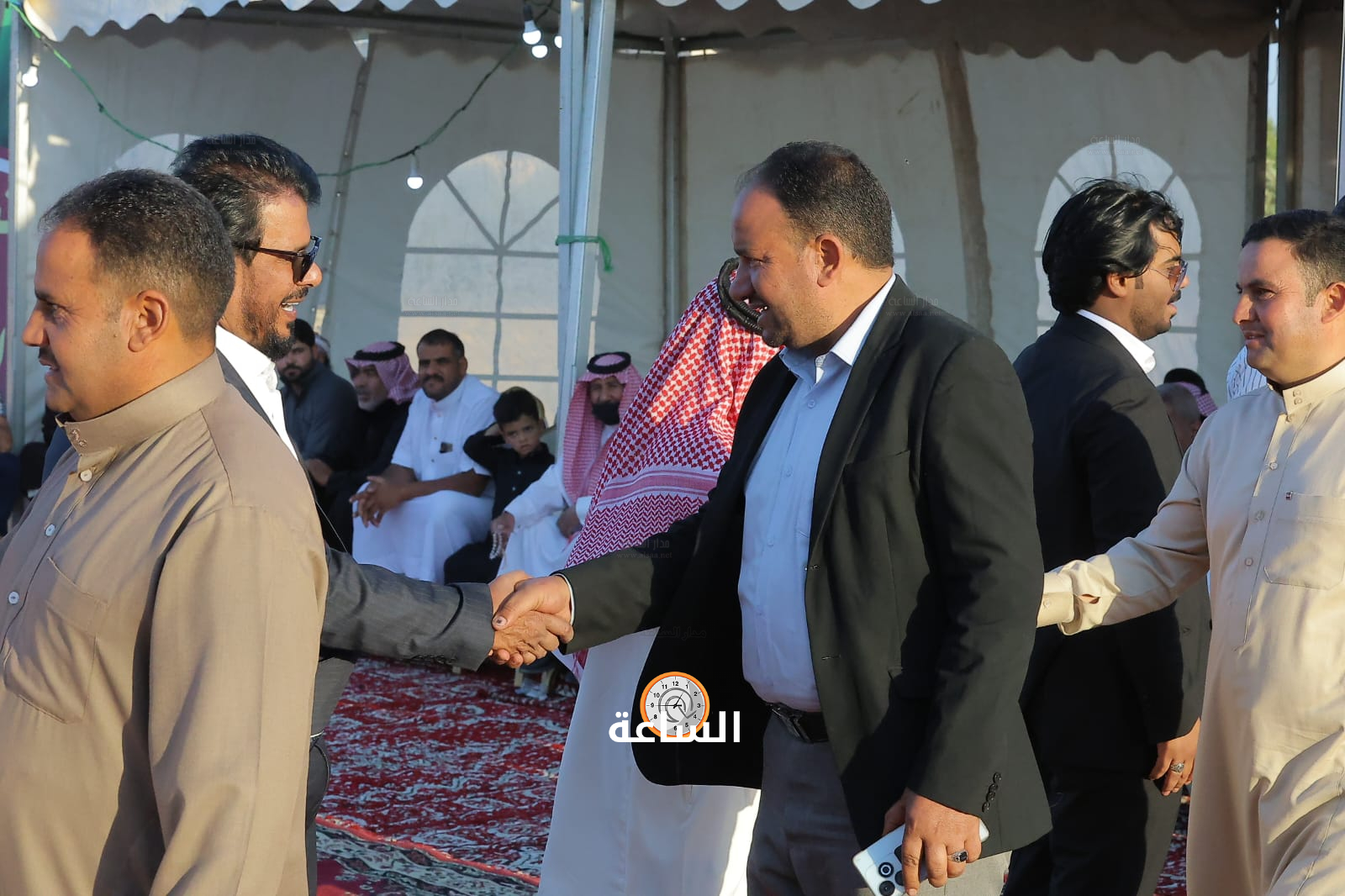 Madar Al-Saa Images 0.7249417765990288
