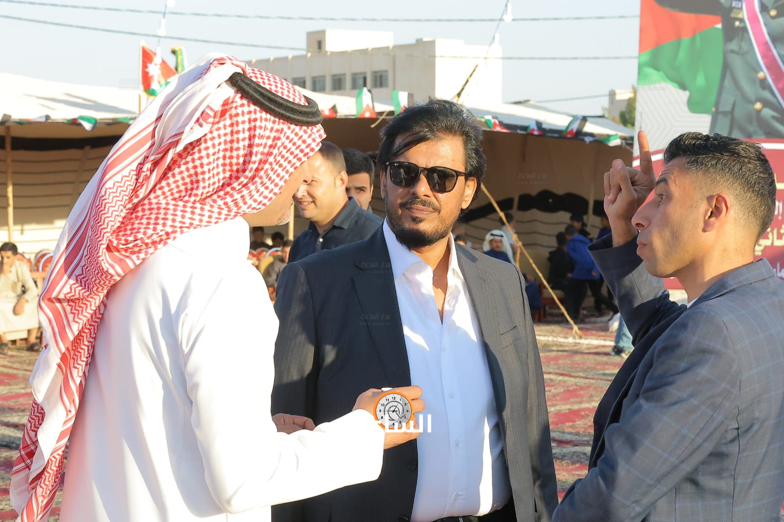 Madar Al-Saa Images 0.0884449335012717